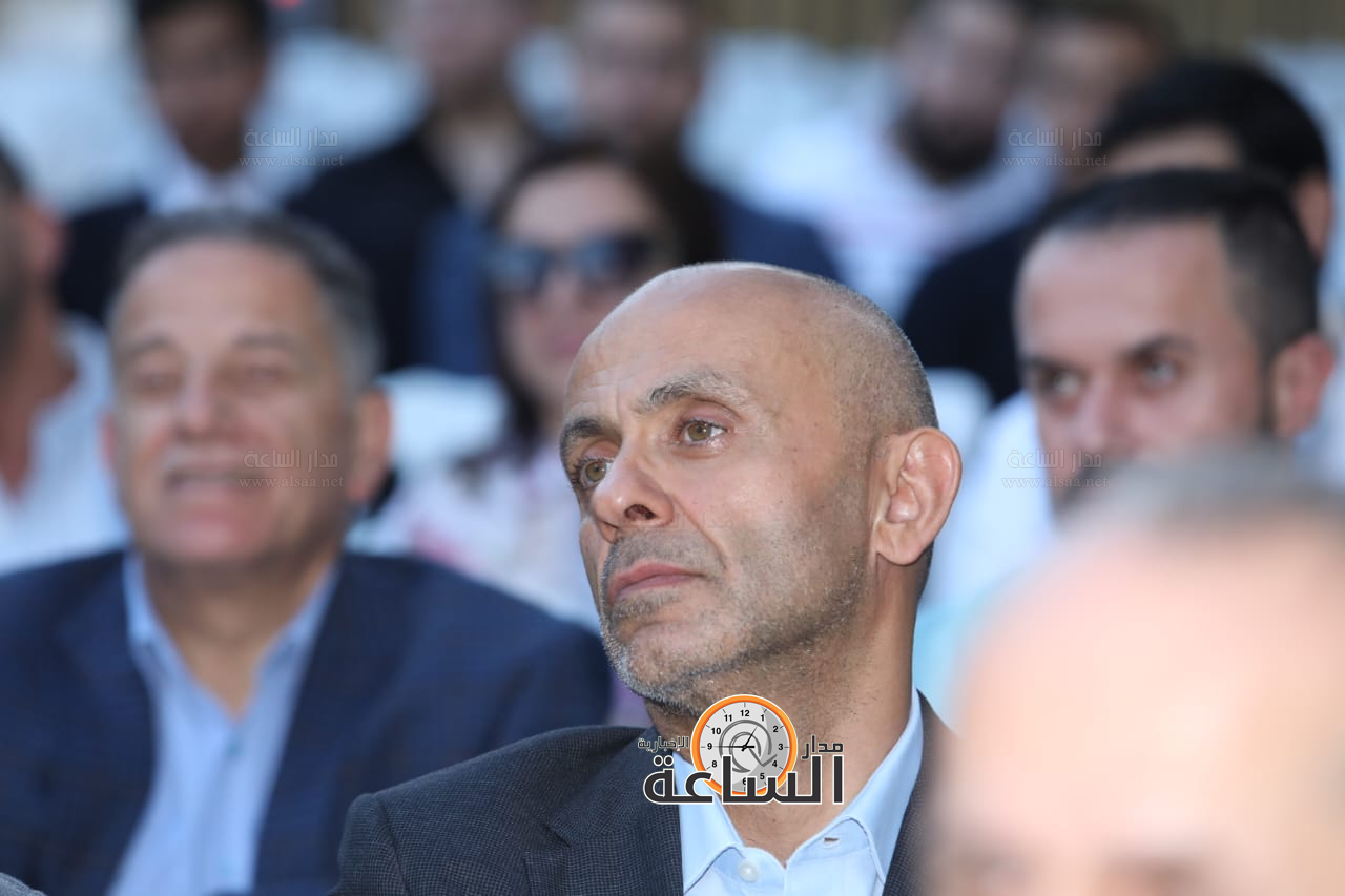 Madar Al-Saa Images 0.3797846193247534