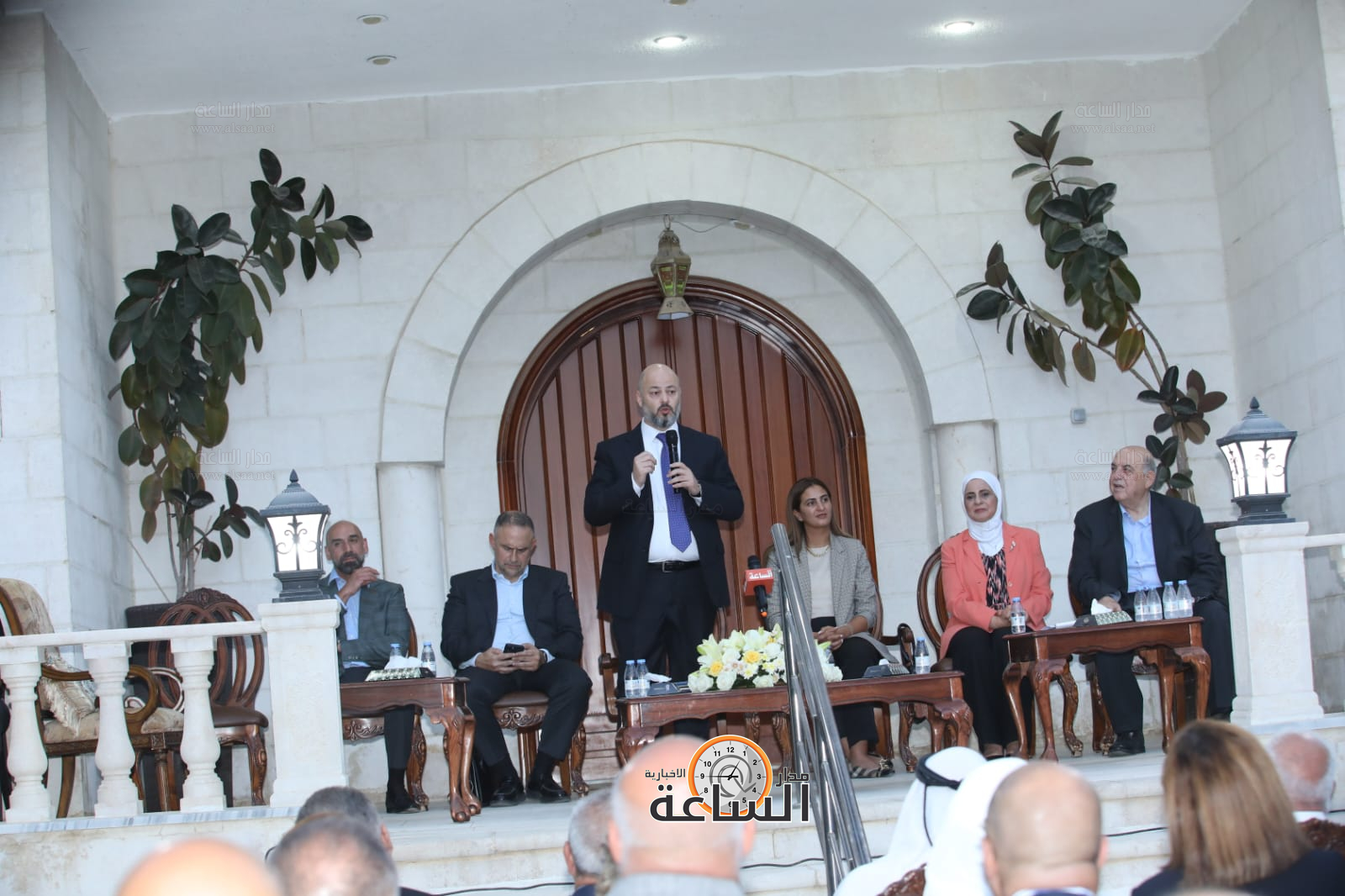 Madar Al-Saa Images 0.32644492887971155