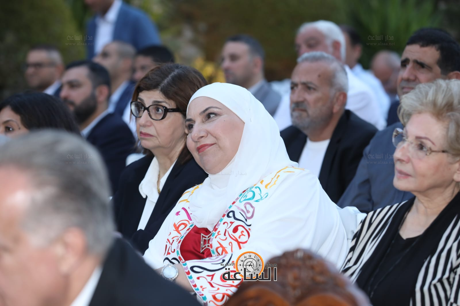 Madar Al-Saa Images 0.658102244118355