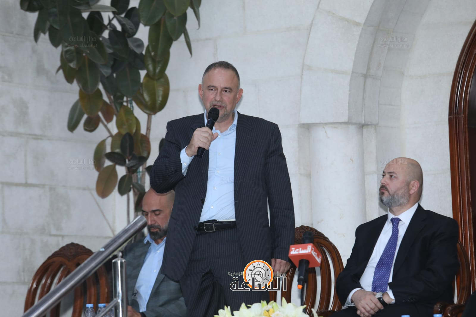 Madar Al-Saa Images 0.4355843923235325