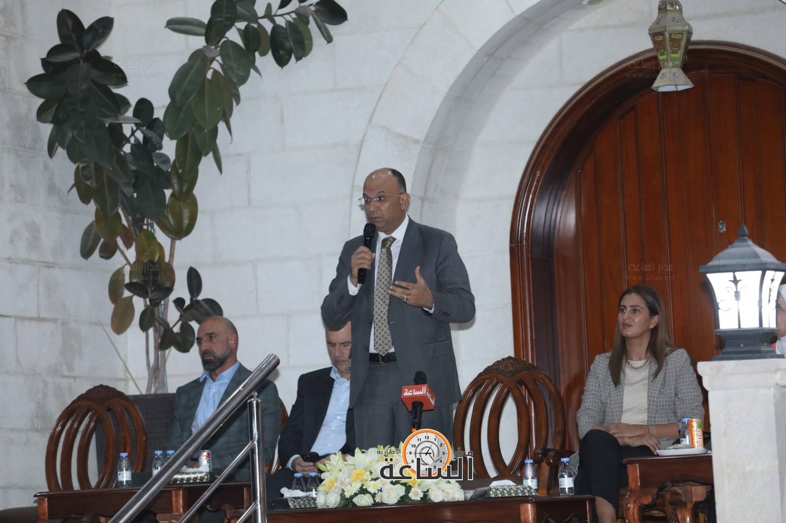 Madar Al-Saa Images 0.3271636594802678