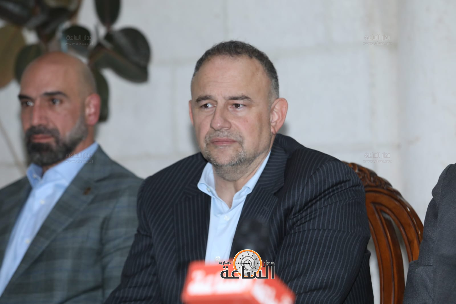 Madar Al-Saa Images 0.19638315160611985