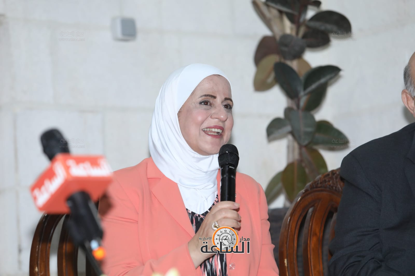 Madar Al-Saa Images 0.1969266260022544