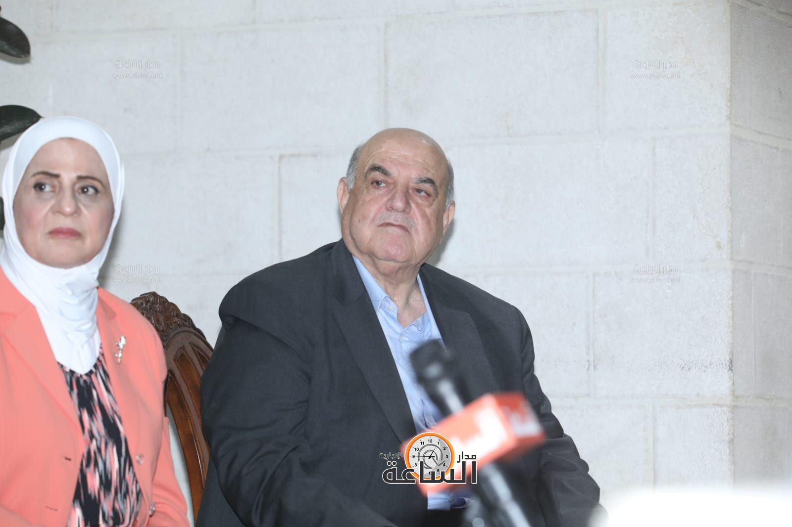 Madar Al-Saa Images 0.4955207149506593