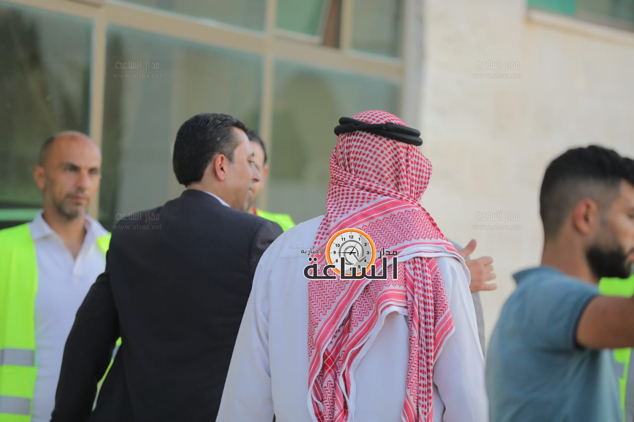 Madar Al-Saa Images 0.3812767769328784