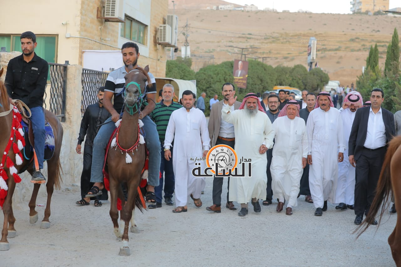 Madar Al-Saa Images 0.3551228306898231