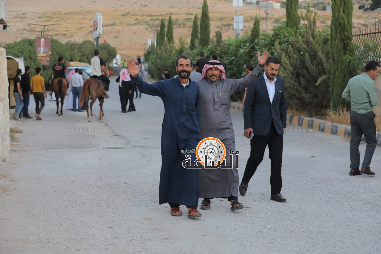 Madar Al-Saa Images 0.878074685010183