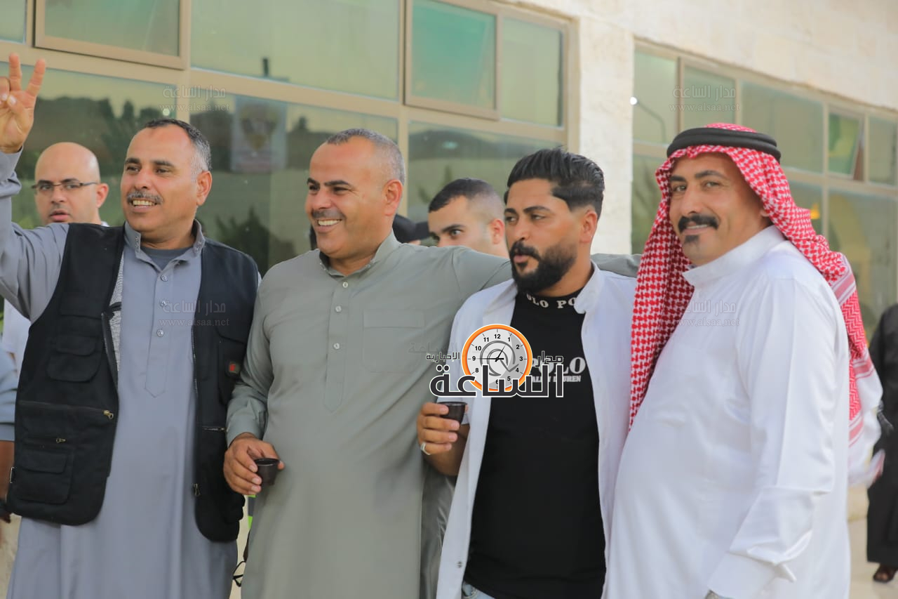 Madar Al-Saa Images 0.3509908776220412