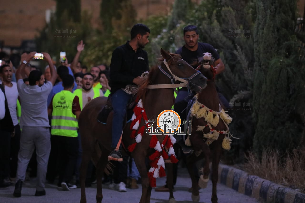 Madar Al-Saa Images 0.37521393264178027