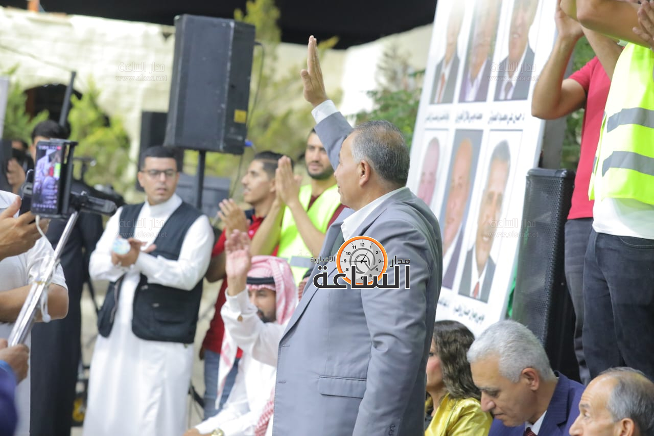 Madar Al-Saa Images 0.6483333238789108