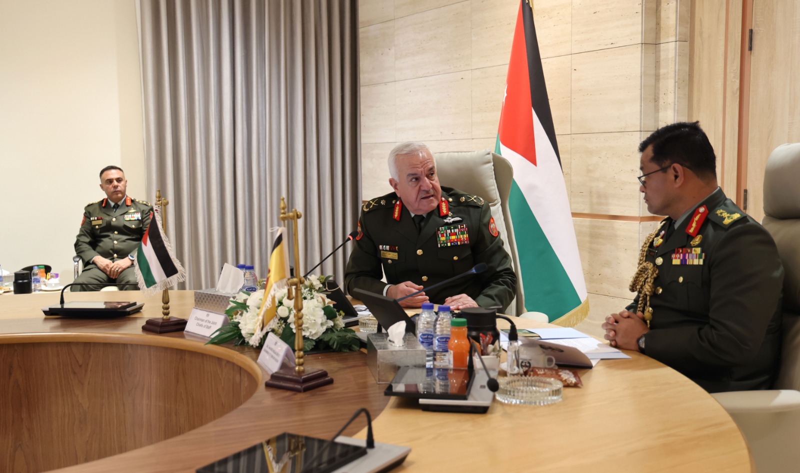 Madar Al-Saa Images 0.4817620410103163