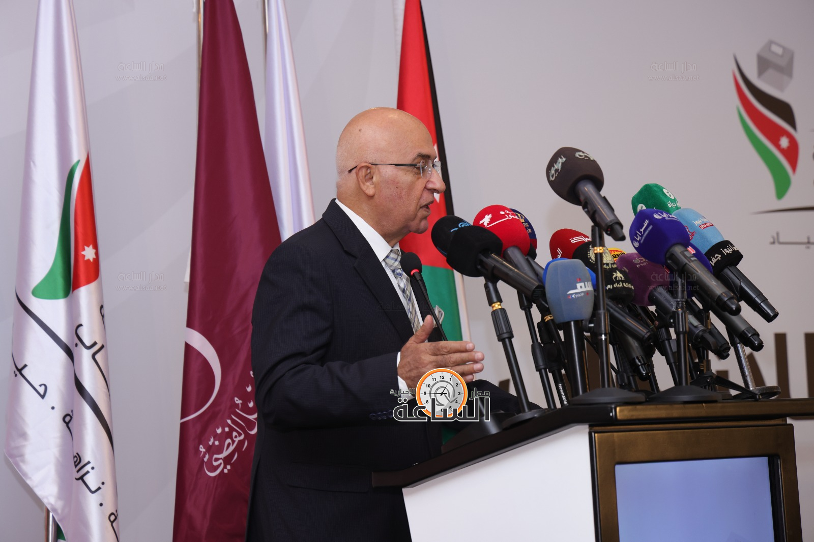 Madar Al-Saa Images 0.8412991454700389