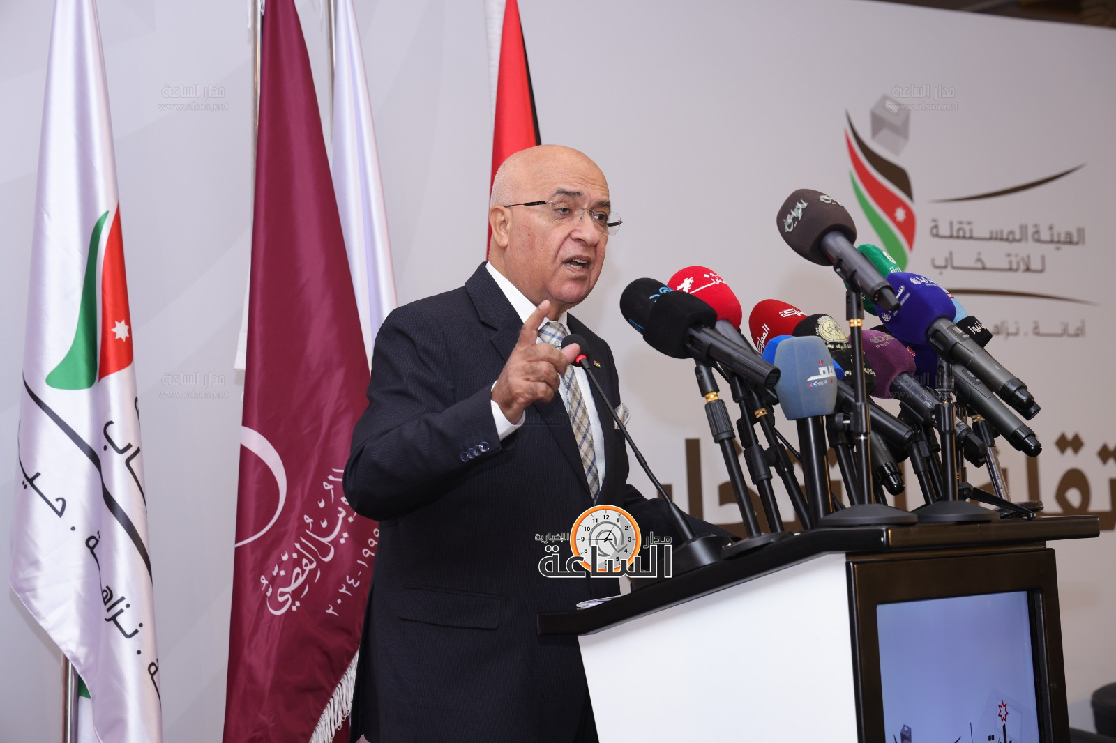 Madar Al-Saa Images 0.9304096043570735