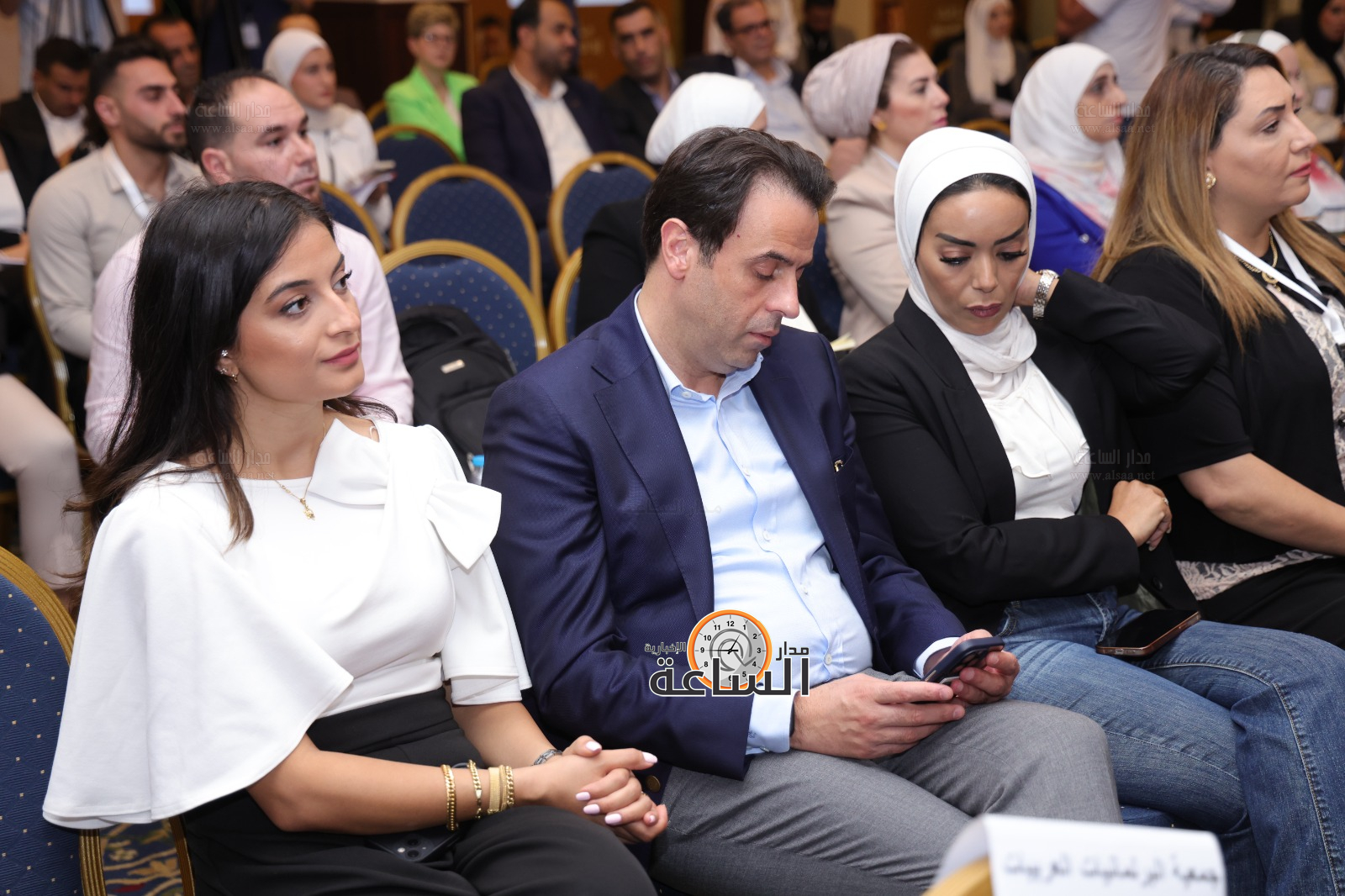 Madar Al-Saa Images 0.08177795938036825