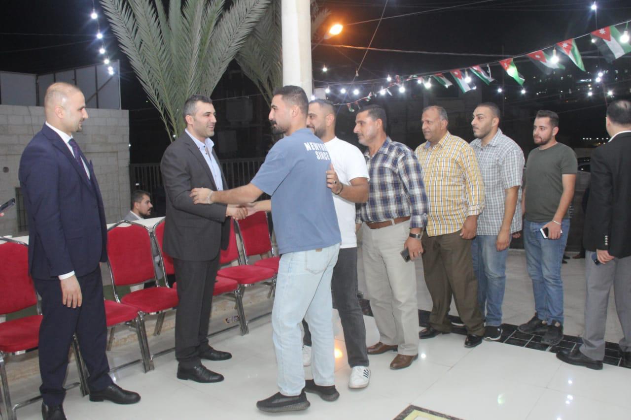 Madar Al-Saa Images 0.8397763197482411