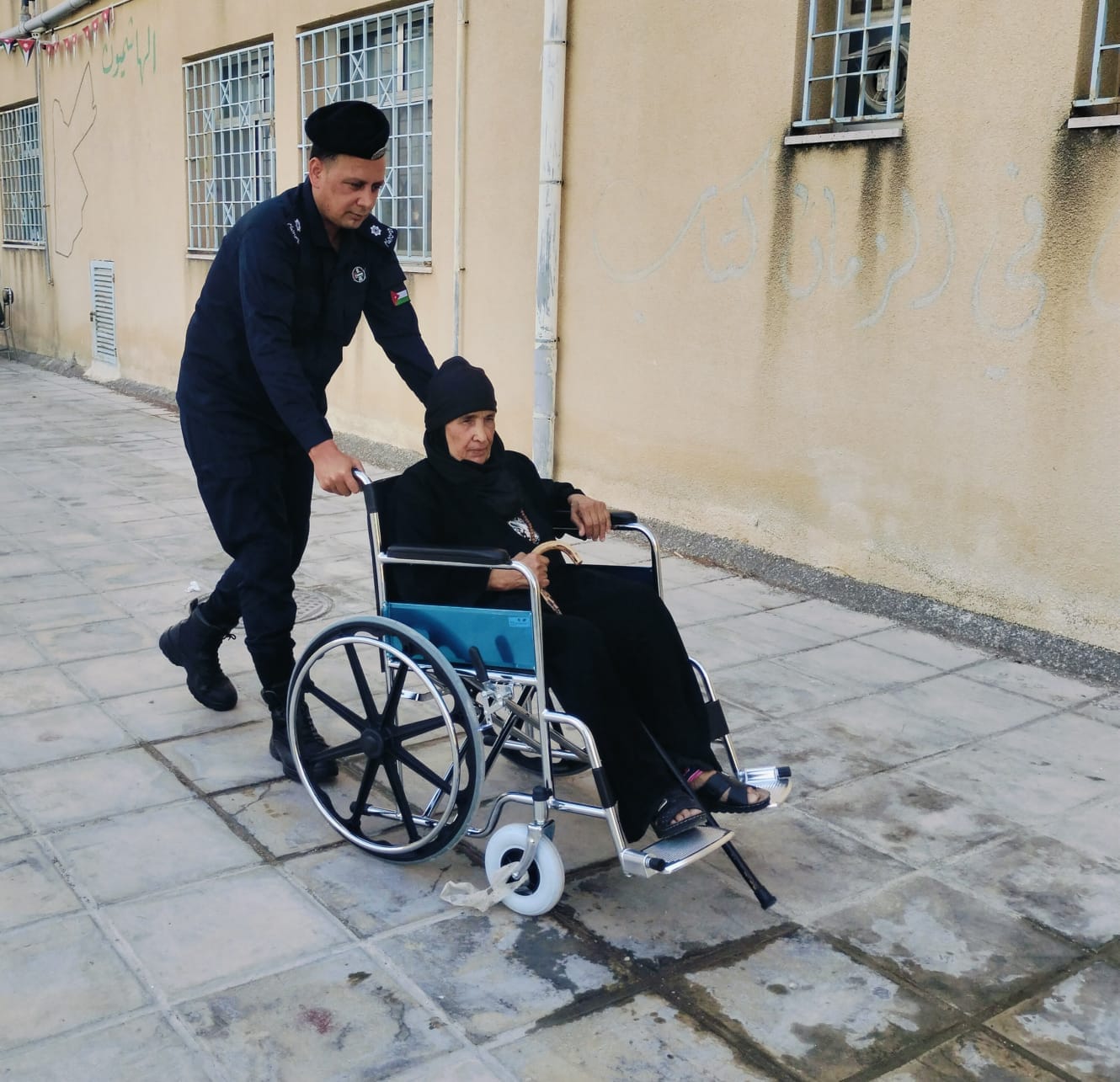 Madar Al-Saa Images 0.907142225957045