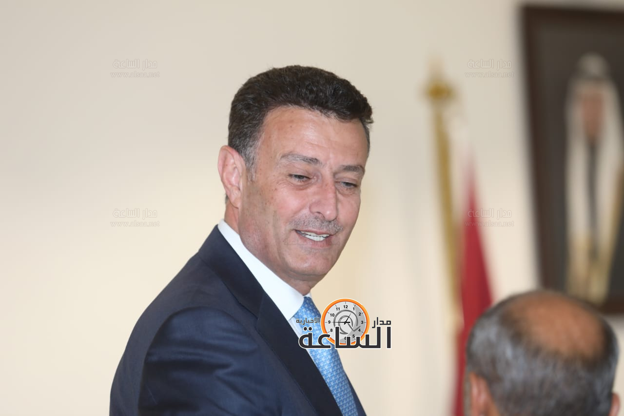 Madar Al-Saa Images 0.3461435720895505