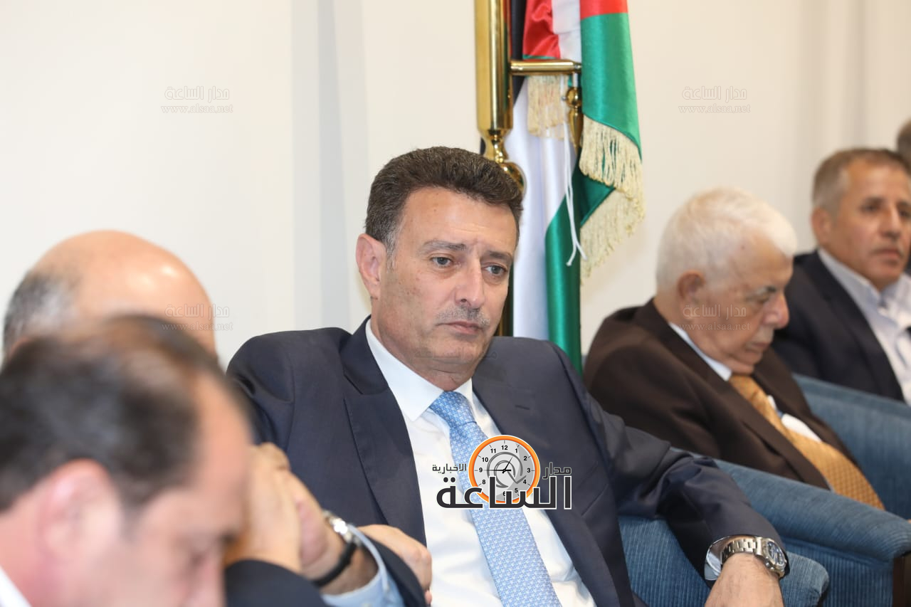 Madar Al-Saa Images 0.6618502374435551