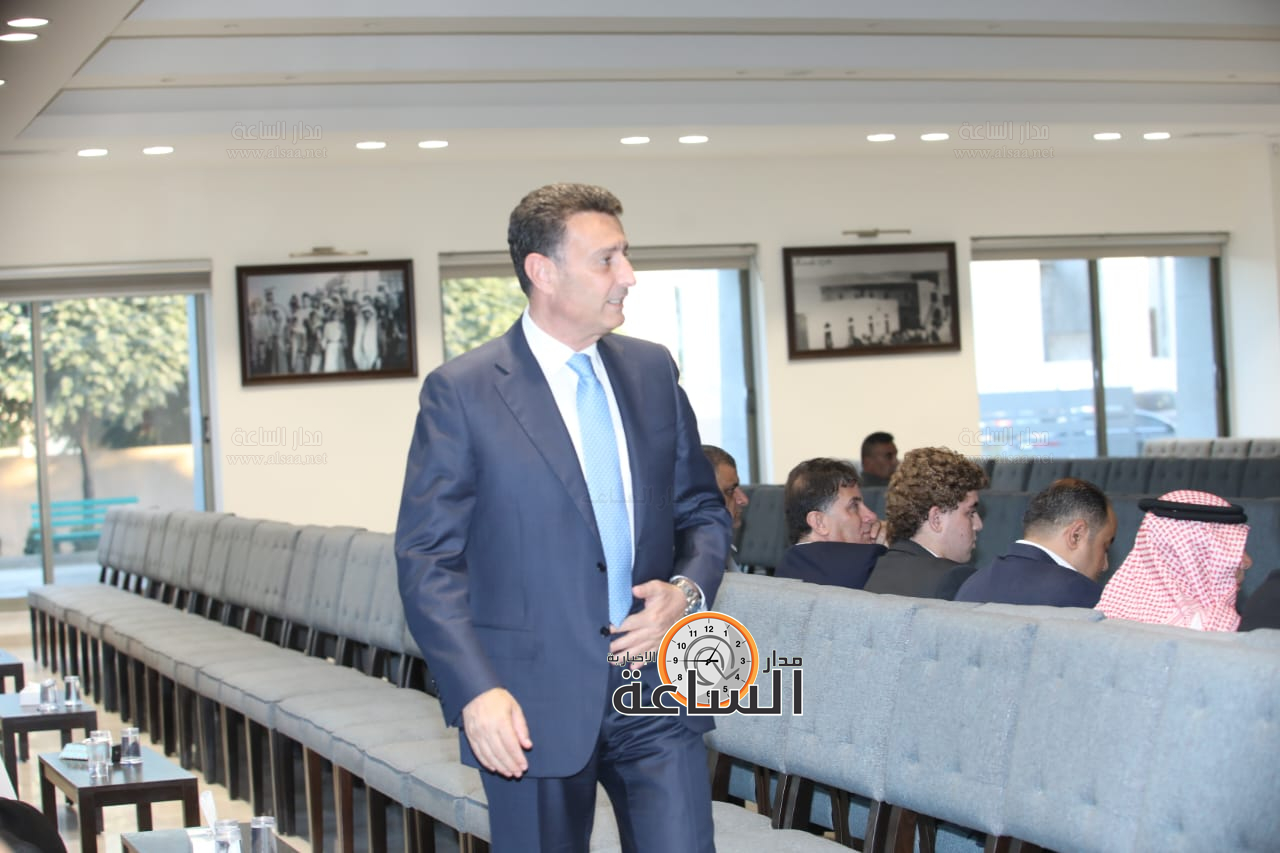 Madar Al-Saa Images 0.19760942249199265