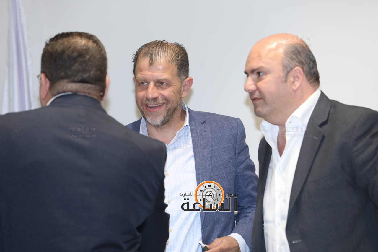 Madar Al-Saa Images 0.1175521874333374