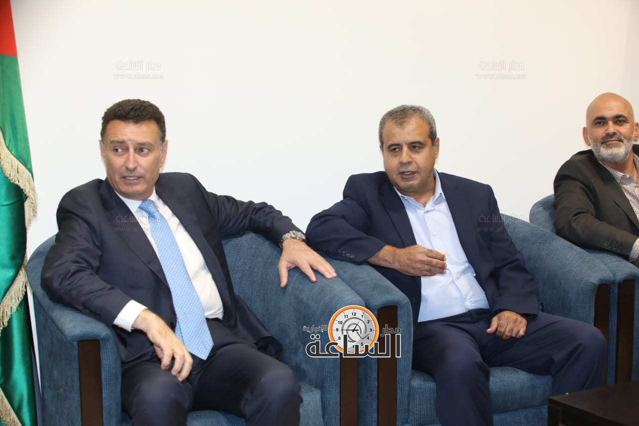 Madar Al-Saa Images 0.9346318713642805