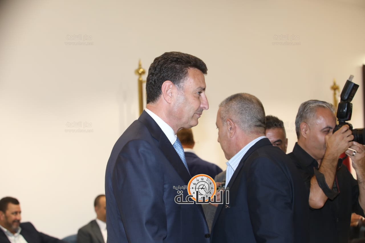 Madar Al-Saa Images 0.8708782986404939