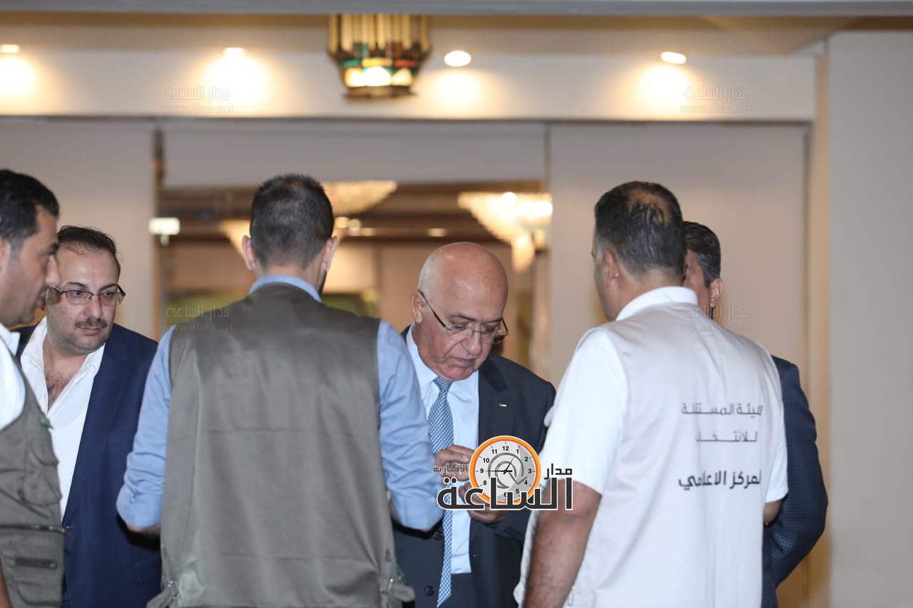 Madar Al-Saa Images 0.8855393634775806