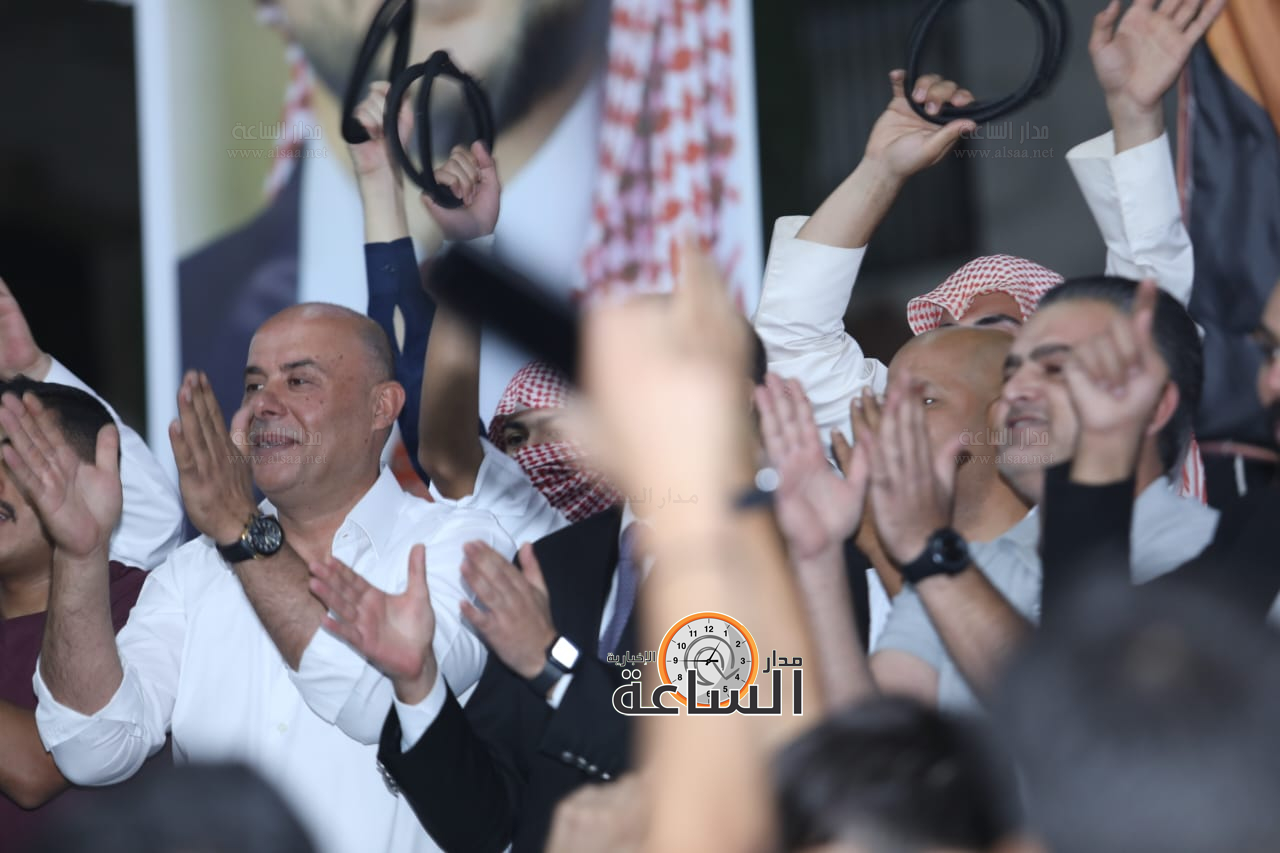 Madar Al-Saa Images 0.873495648444228