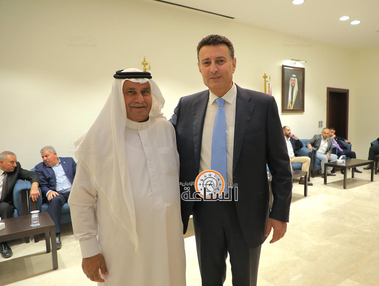 Madar Al-Saa Images 0.9765311895871123