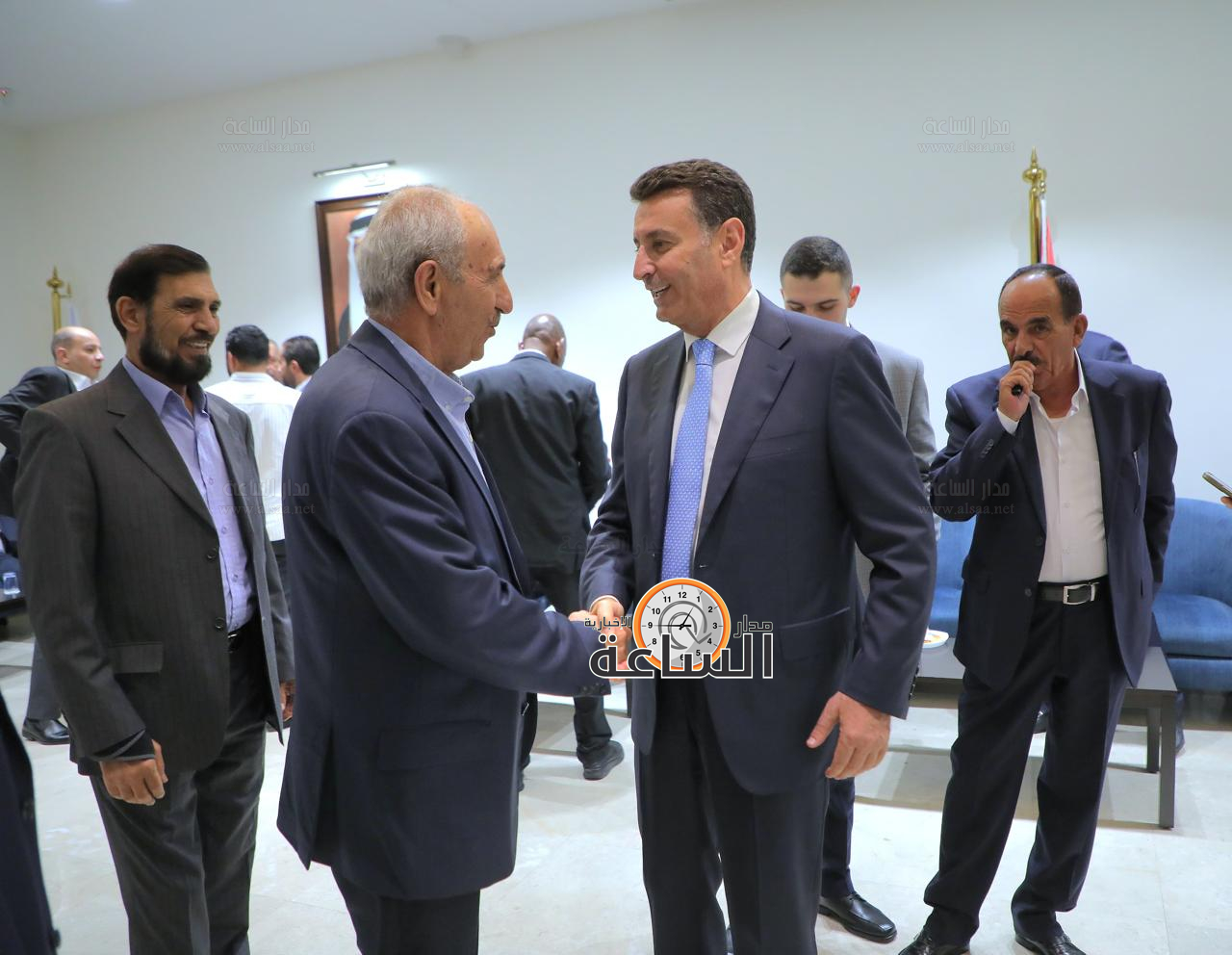 Madar Al-Saa Images 0.3449541058137855