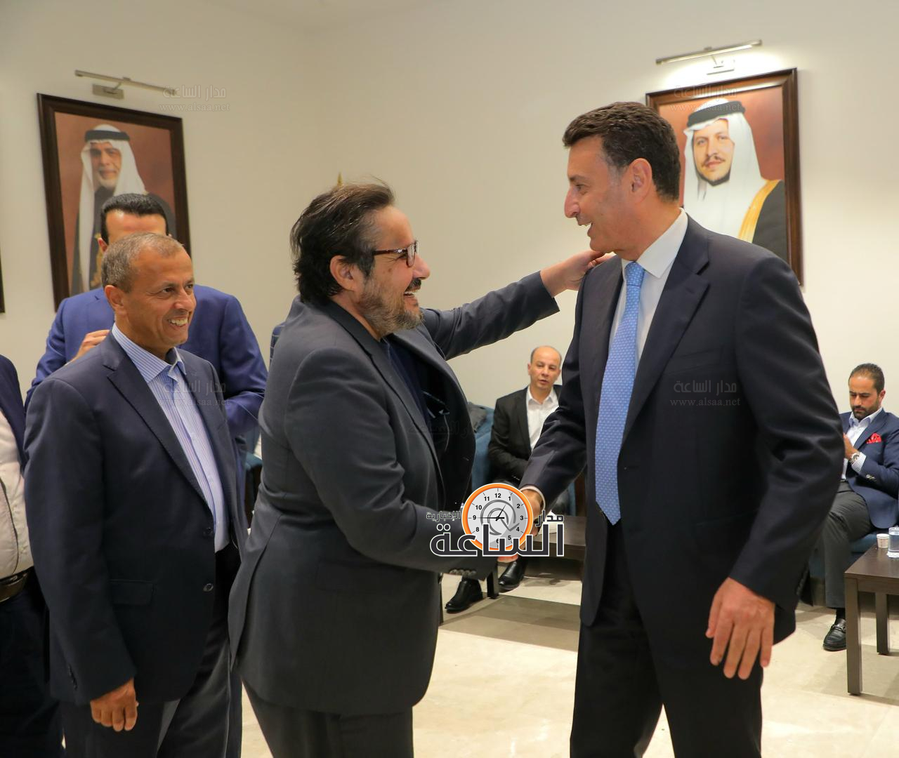 Madar Al-Saa Images 0.7348429088403787