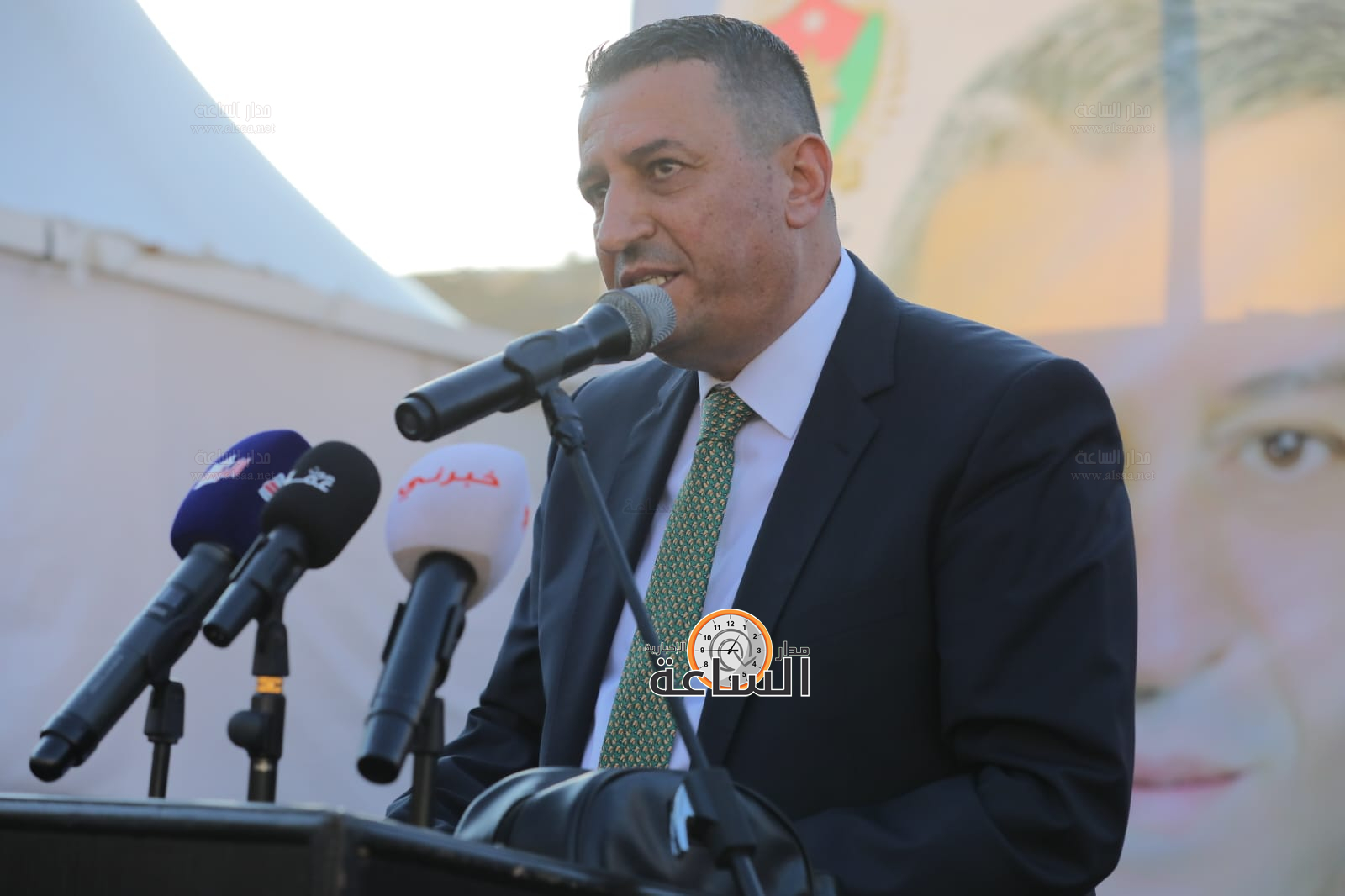 Madar Al-Saa Images 0.43362503502271954