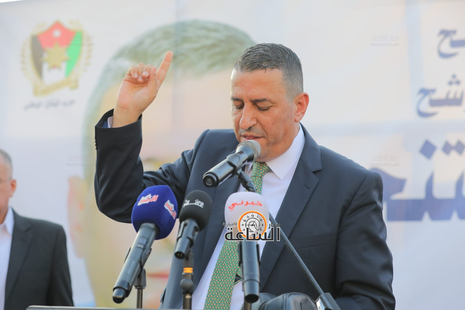 Madar Al-Saa Images 0.7879349895717793