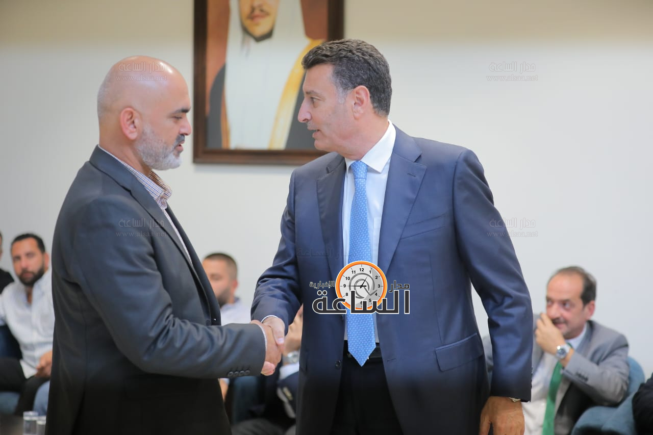 Madar Al-Saa Images 0.9159017175420285