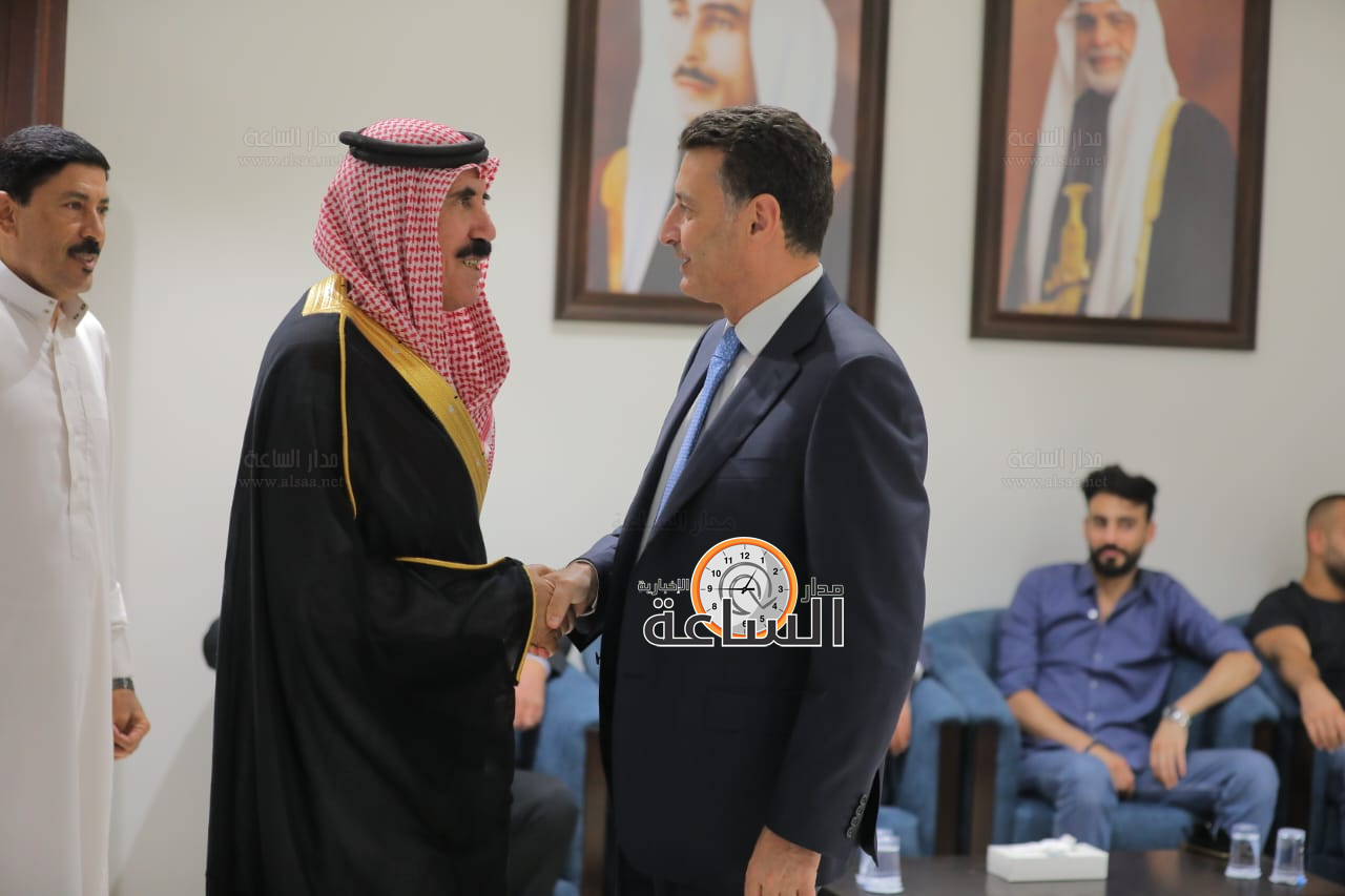 Madar Al-Saa Images 0.790884380650686