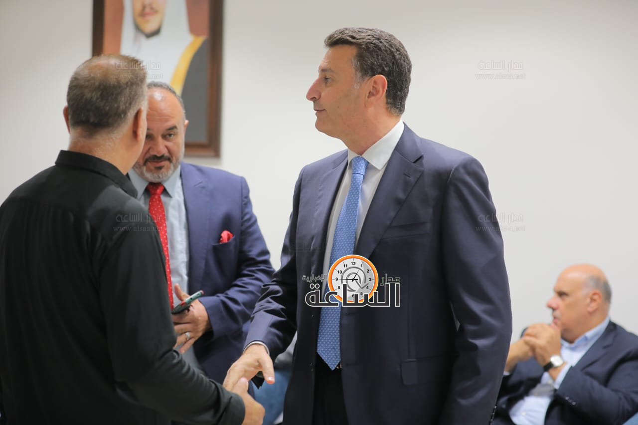 Madar Al-Saa Images 0.6675344453296974