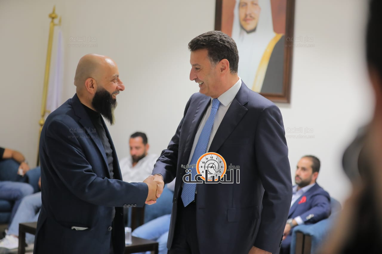 Madar Al-Saa Images 0.9603169527877986