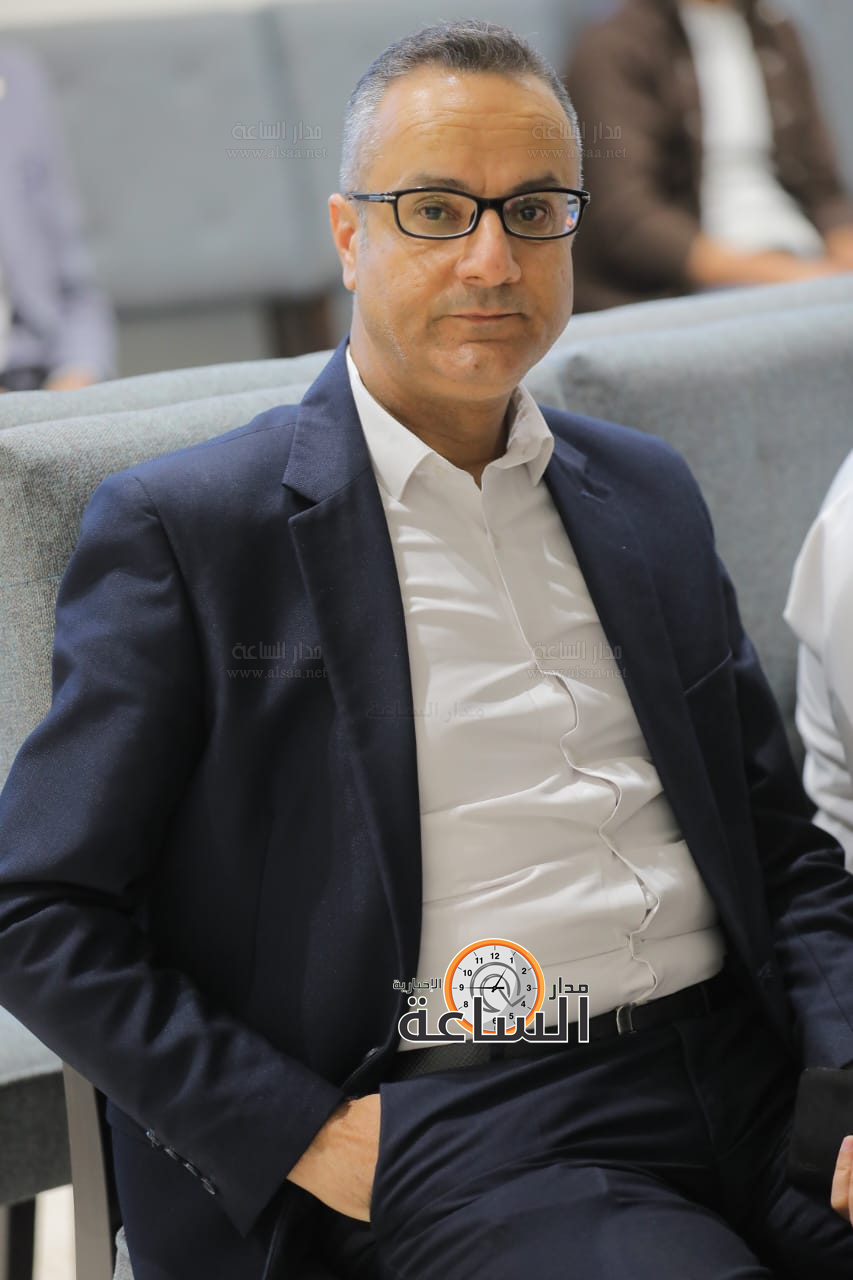 Madar Al-Saa Images 0.7080763855086196