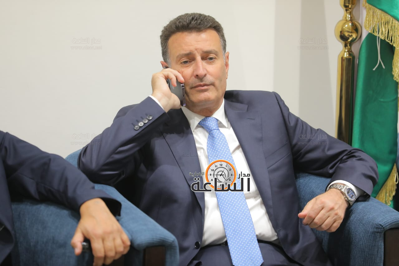 Madar Al-Saa Images 0.467338256647297