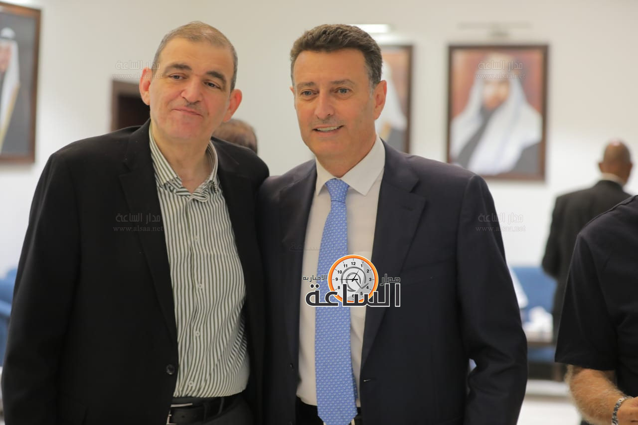 Madar Al-Saa Images 0.7660184504483405