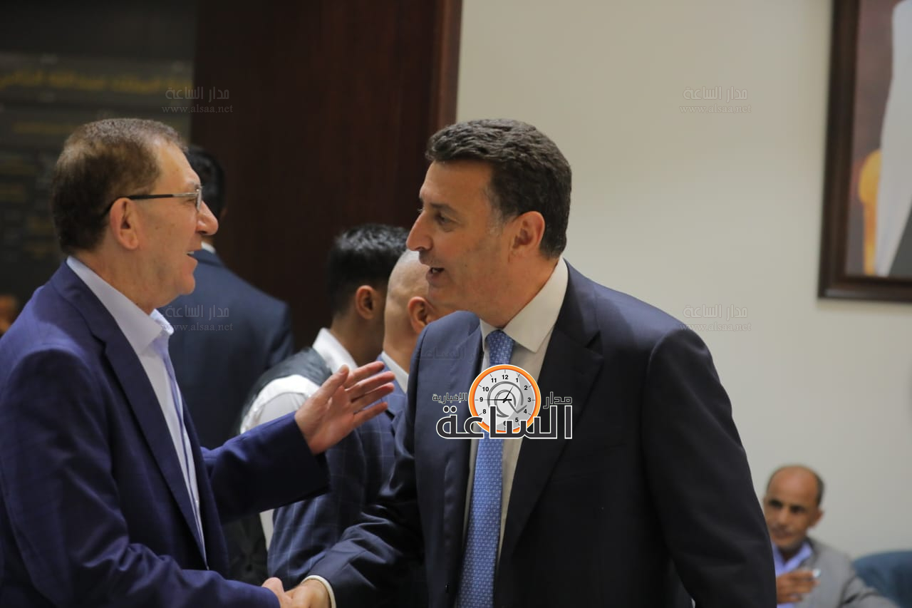 Madar Al-Saa Images 0.01105125373126481