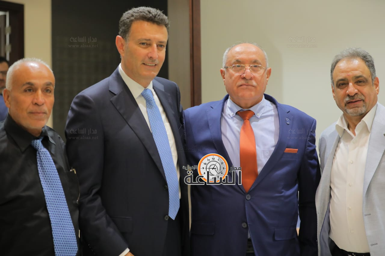 Madar Al-Saa Images 0.210040577622447