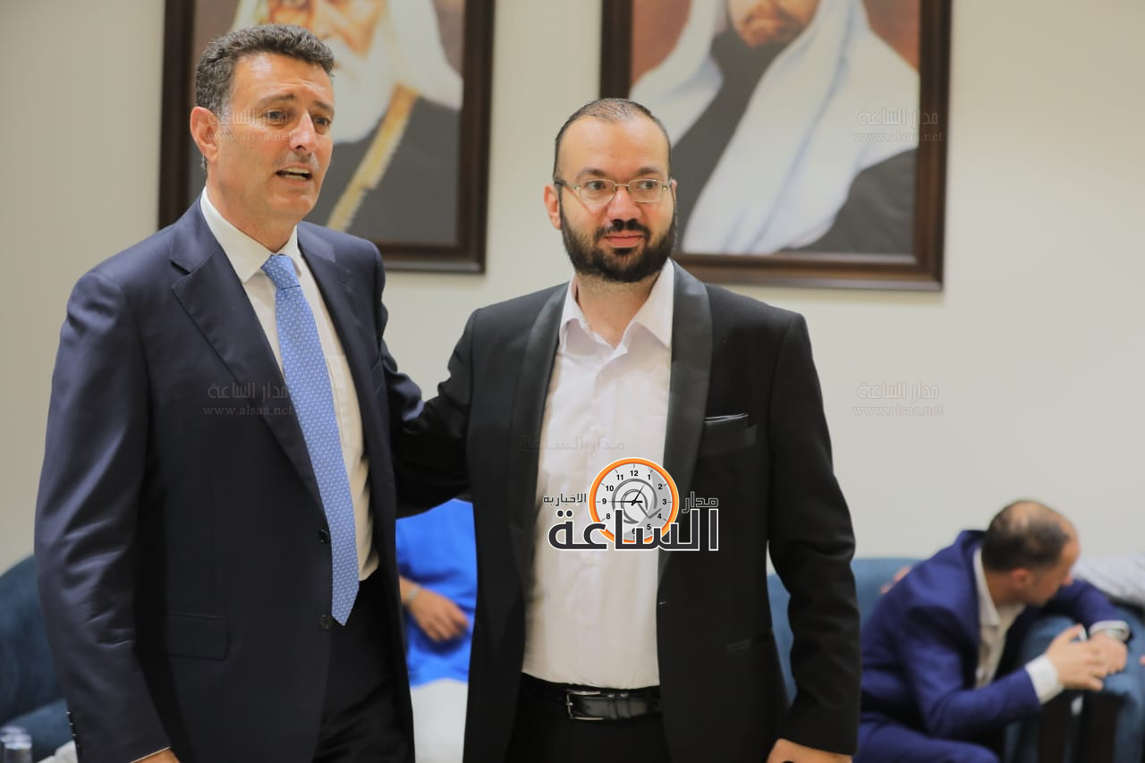 Madar Al-Saa Images 0.10052629344592279