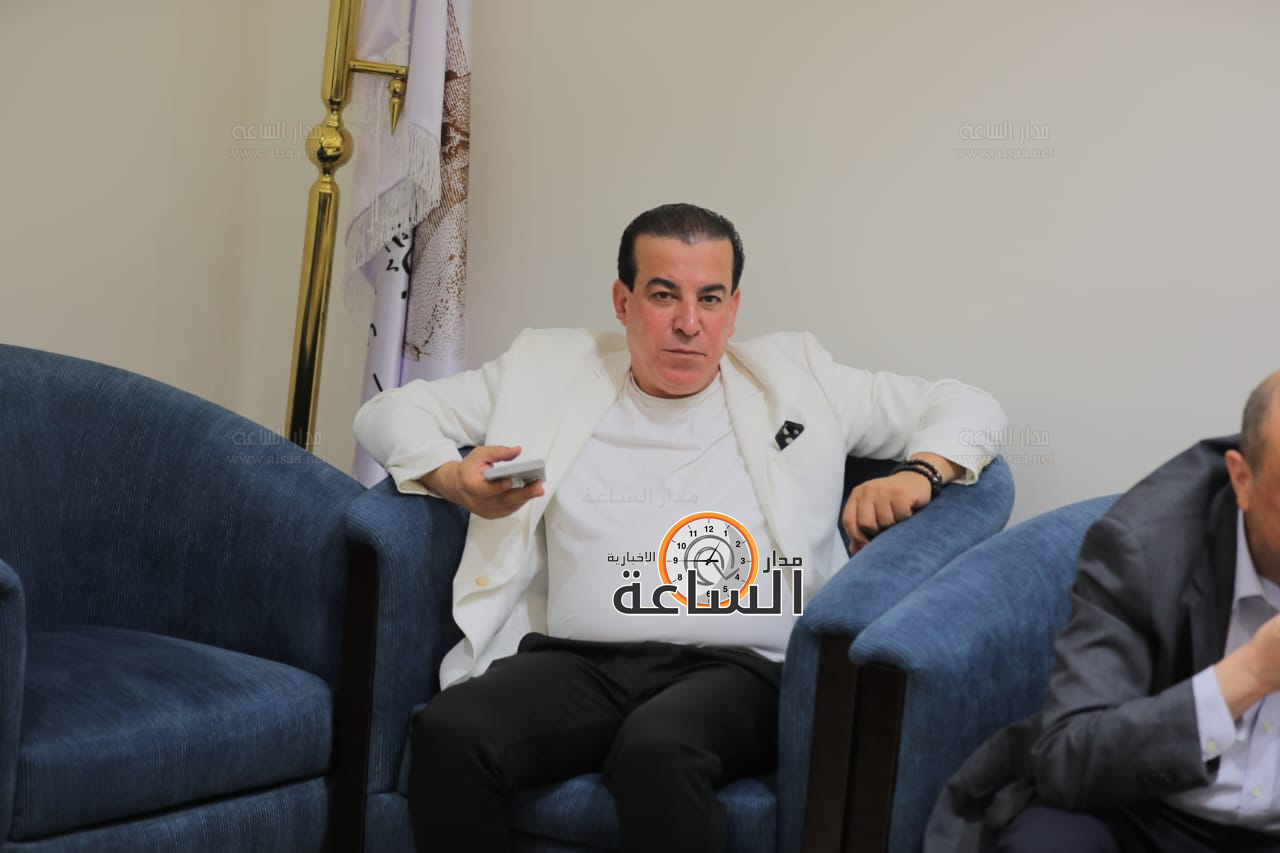 Madar Al-Saa Images 0.9608505383490109