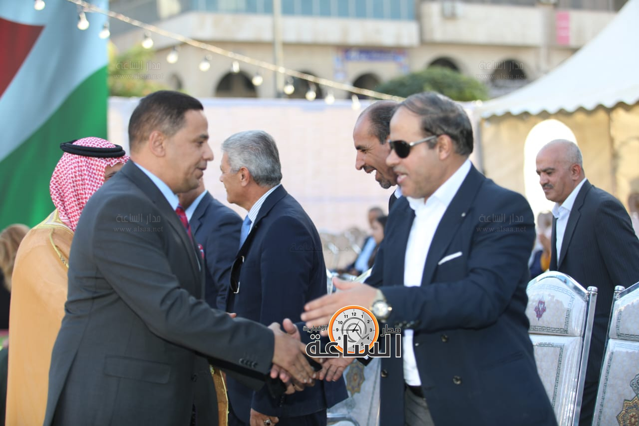 Madar Al-Saa Images 0.13030052146902782