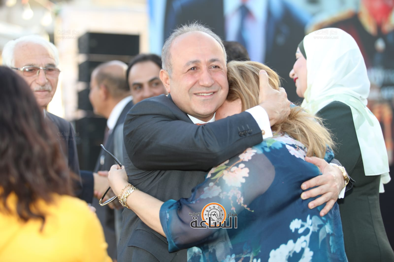 Madar Al-Saa Images 0.40561599363268197