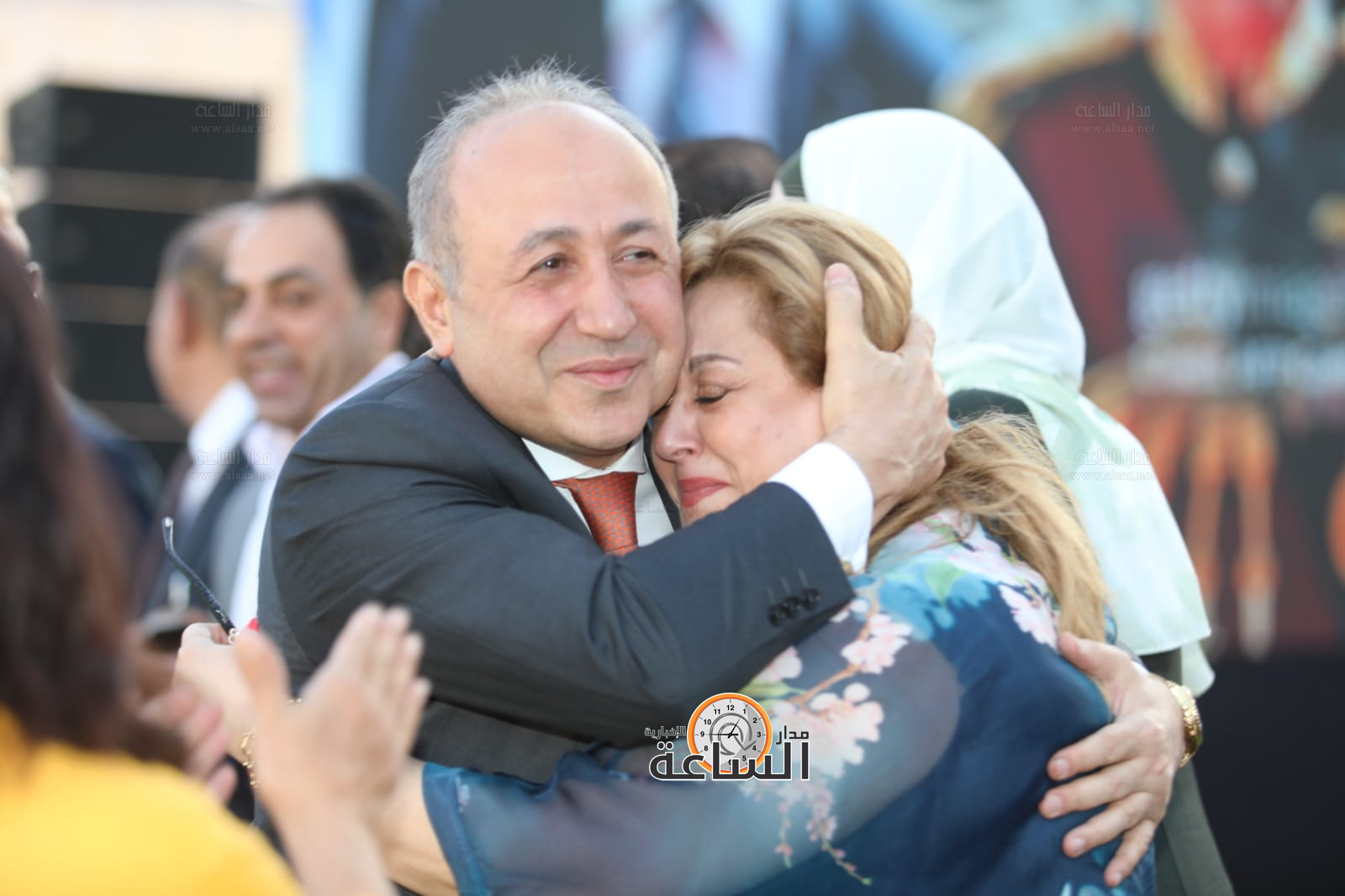 Madar Al-Saa Images 0.6602877598440429