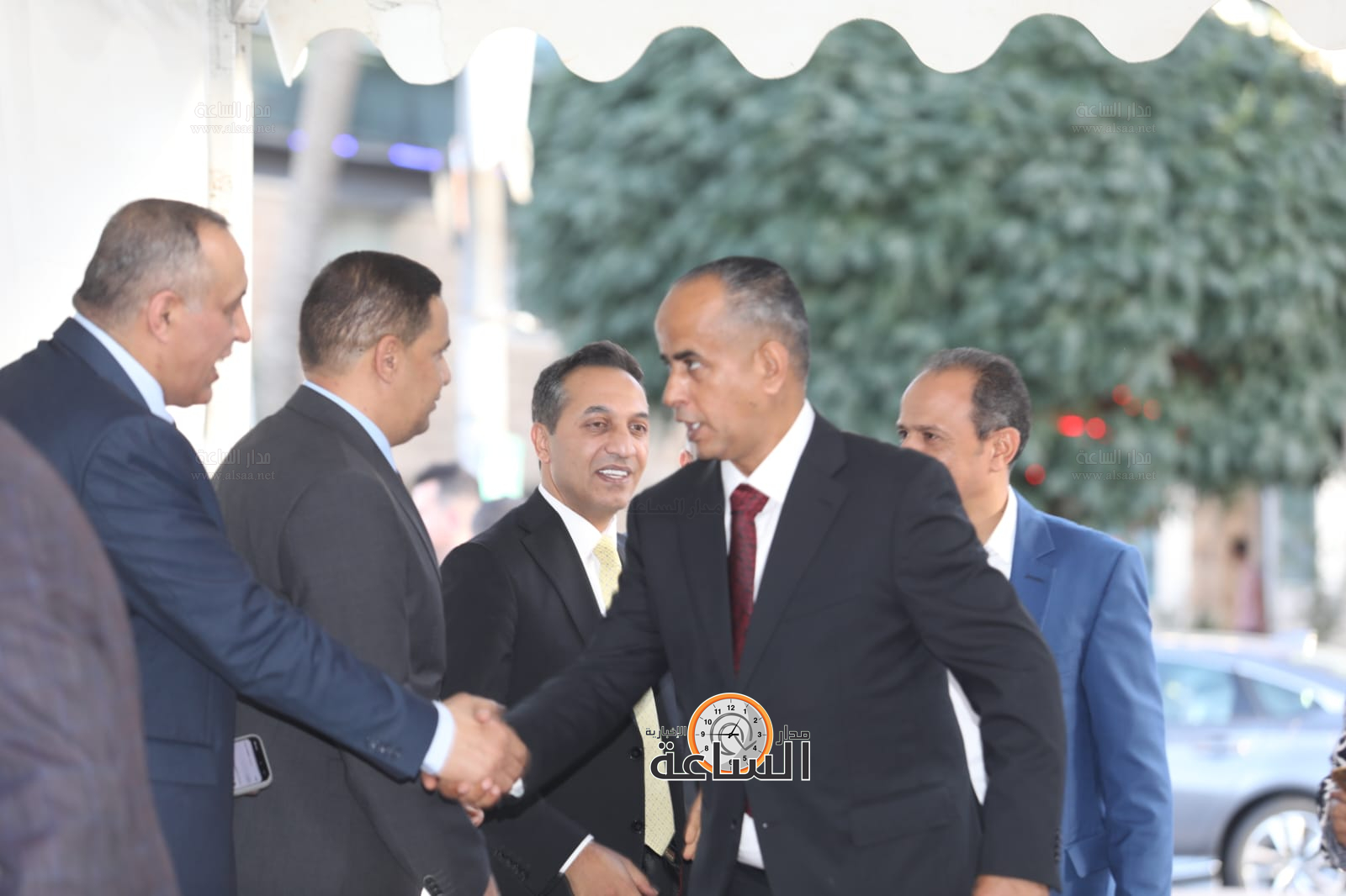 Madar Al-Saa Images 0.9953807876499643