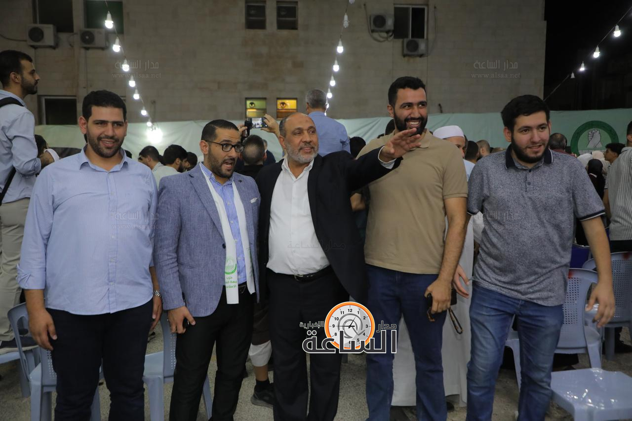 Madar Al-Saa Images 0.9394791469213251