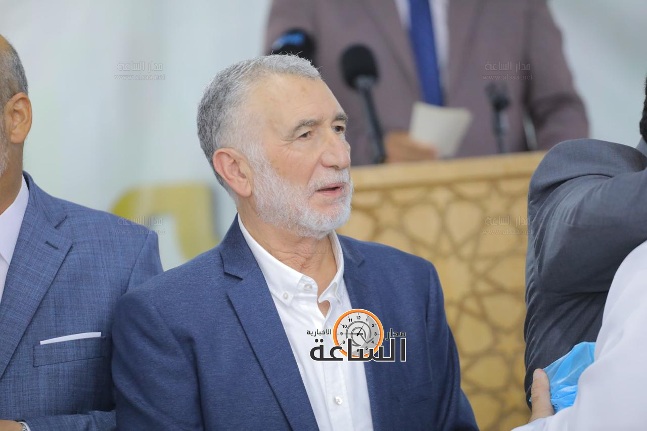 Madar Al-Saa Images 0.47196191432733725